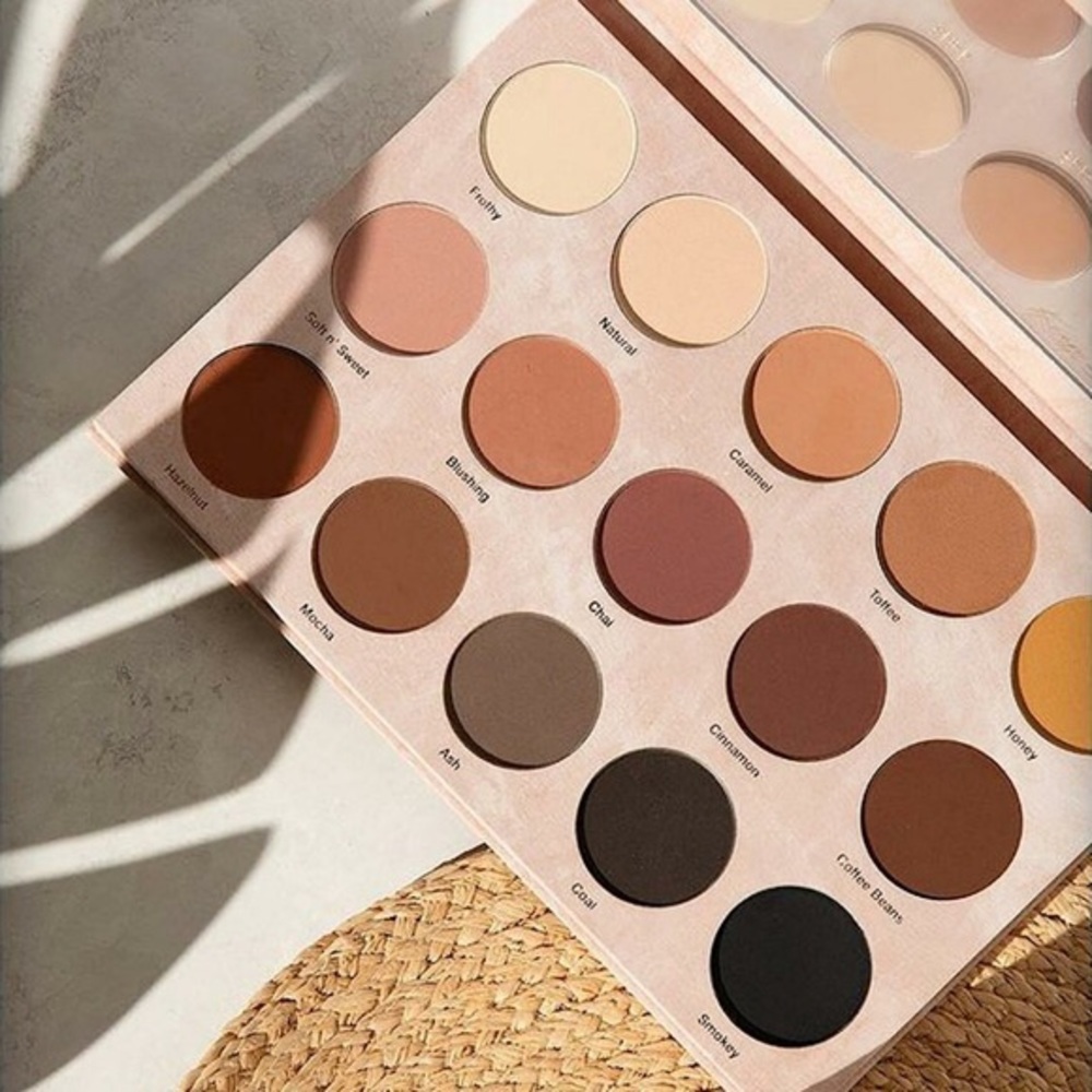 Dominique Cosmetics Transition Palette